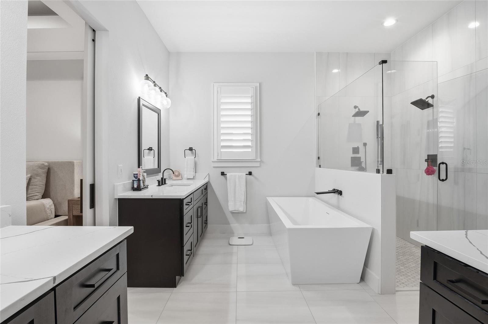 OAKLAND PARK - Residential