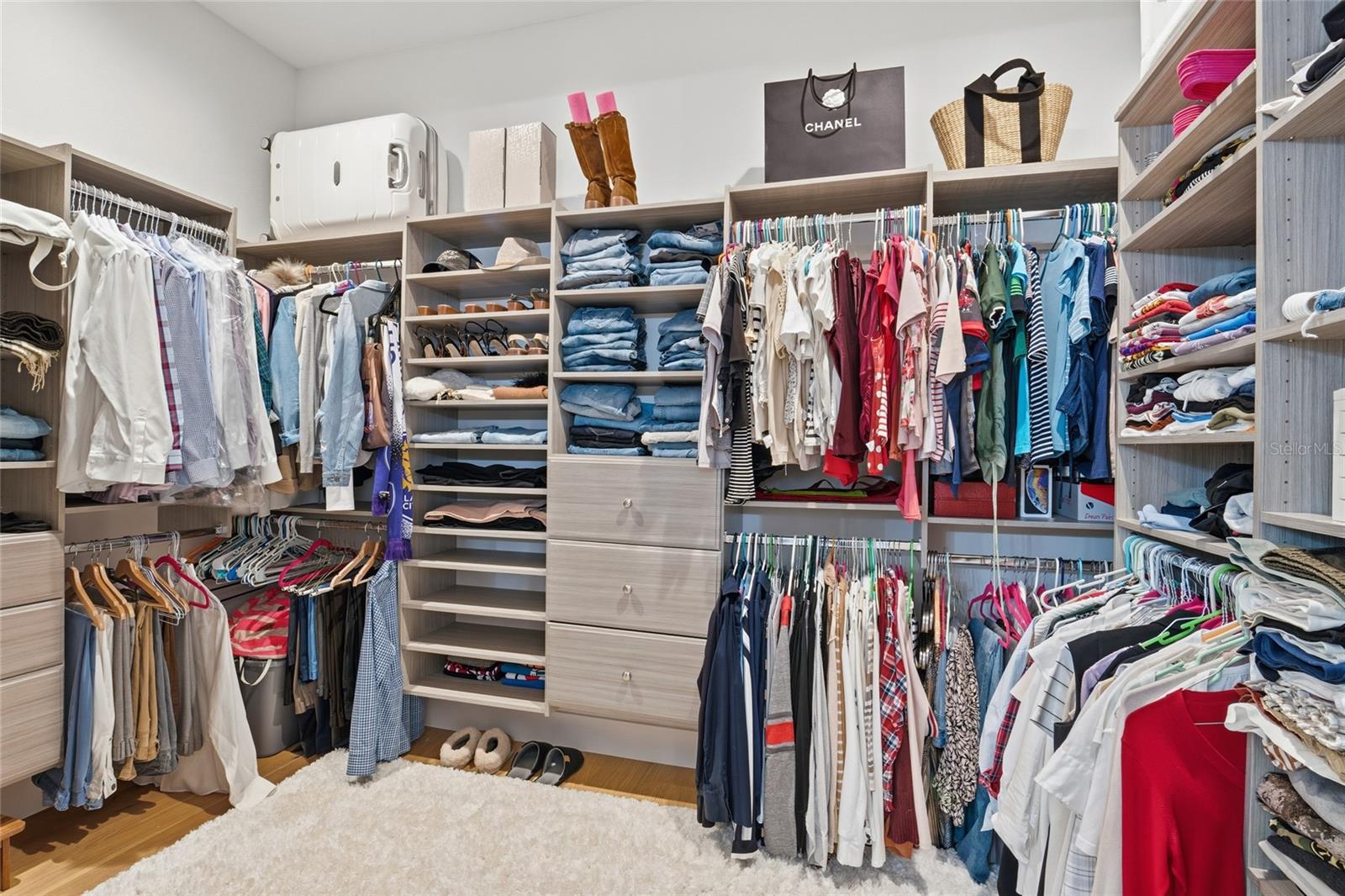 OAKLAND PARK - Residential