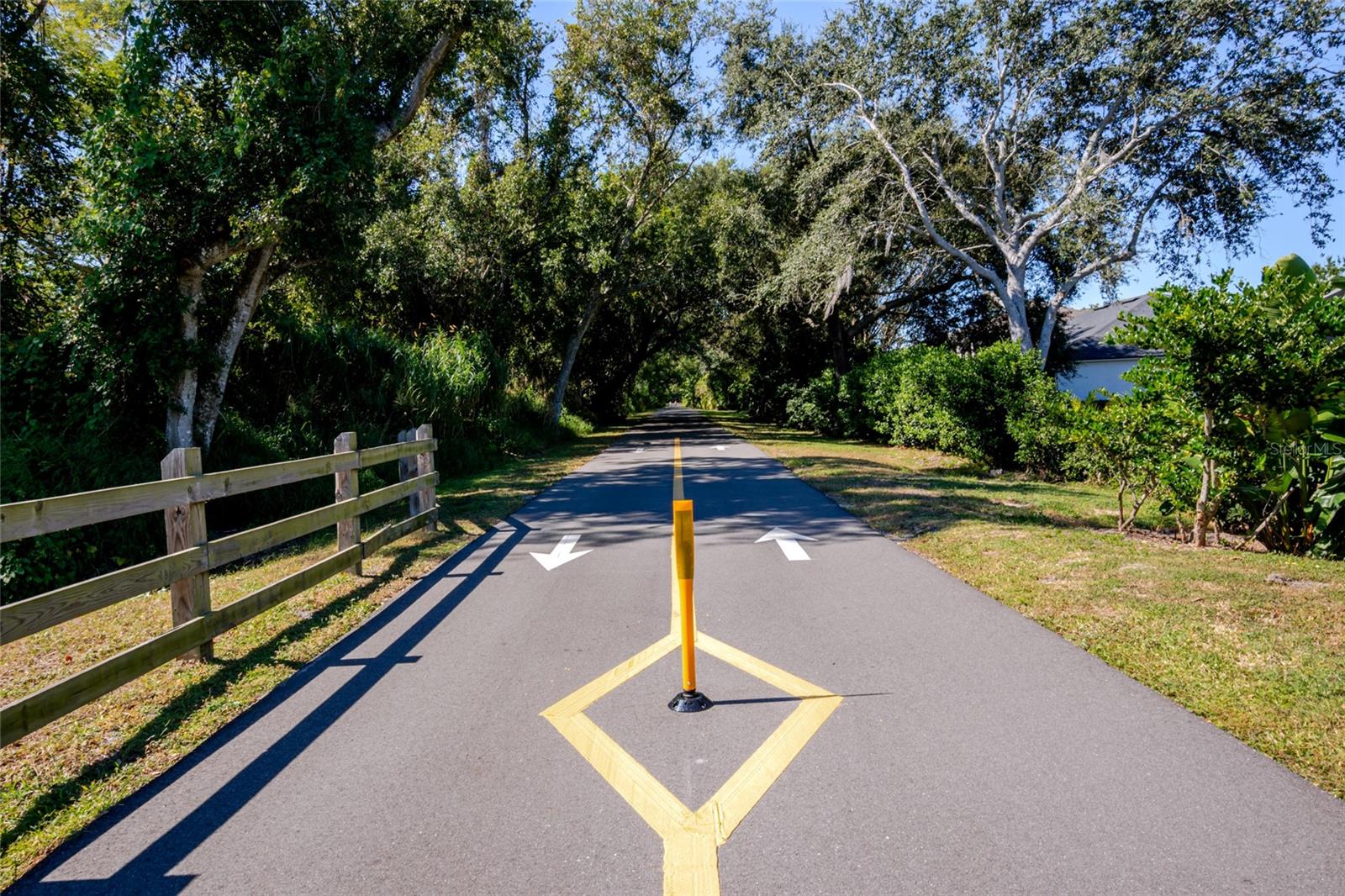 OAKLAND PARK - Residential