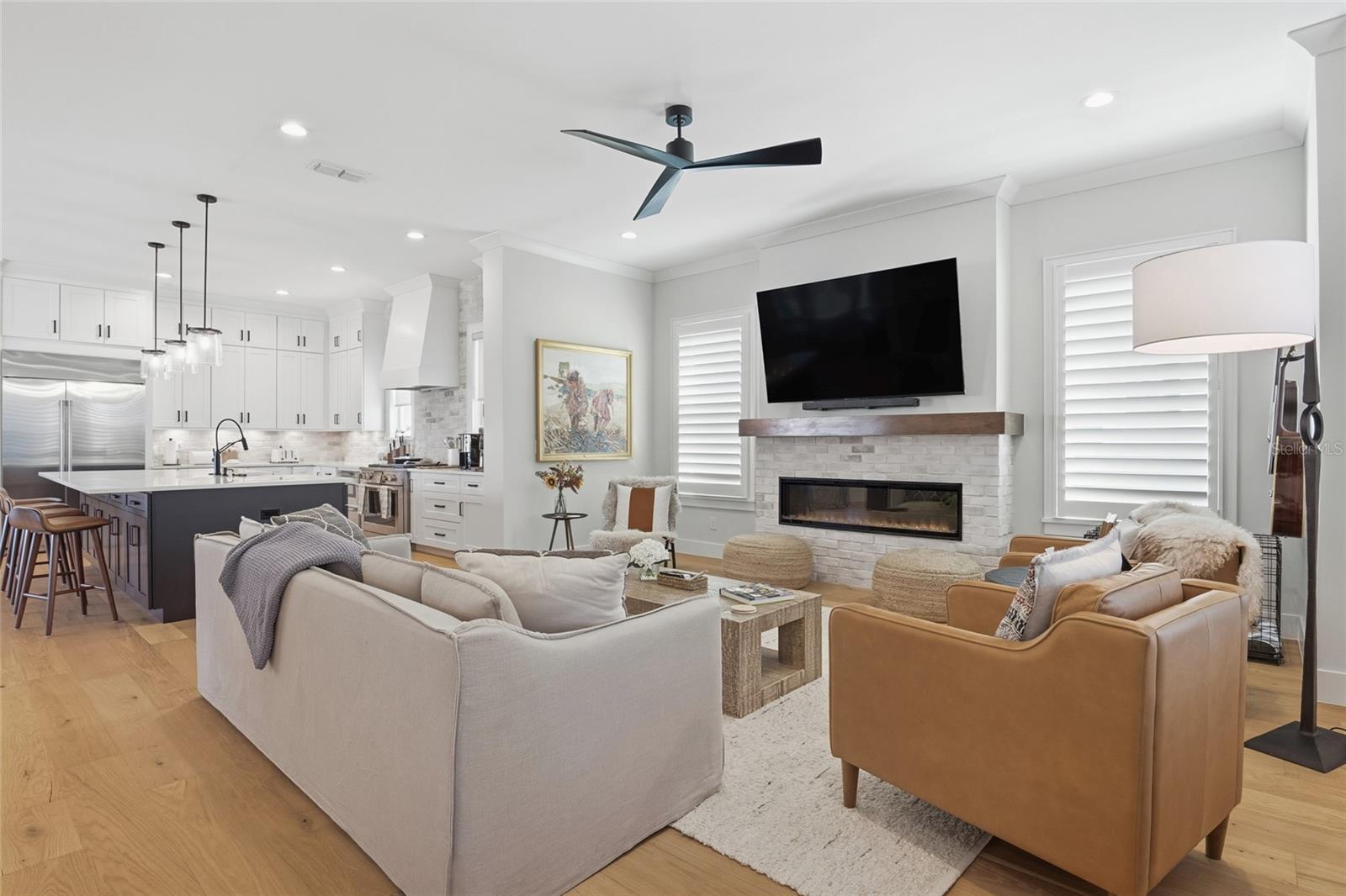 OAKLAND PARK - Residential