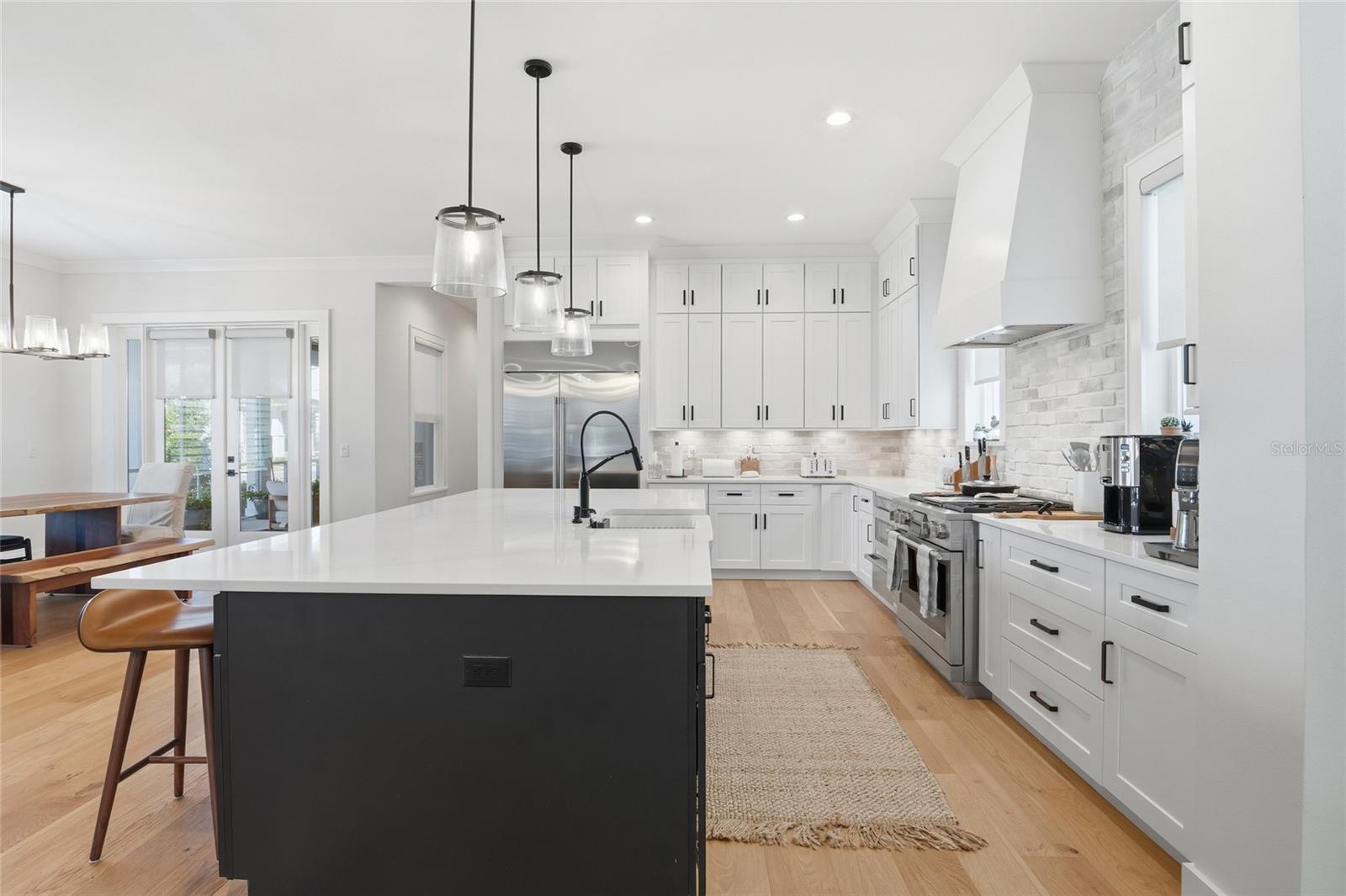 OAKLAND PARK - Residential