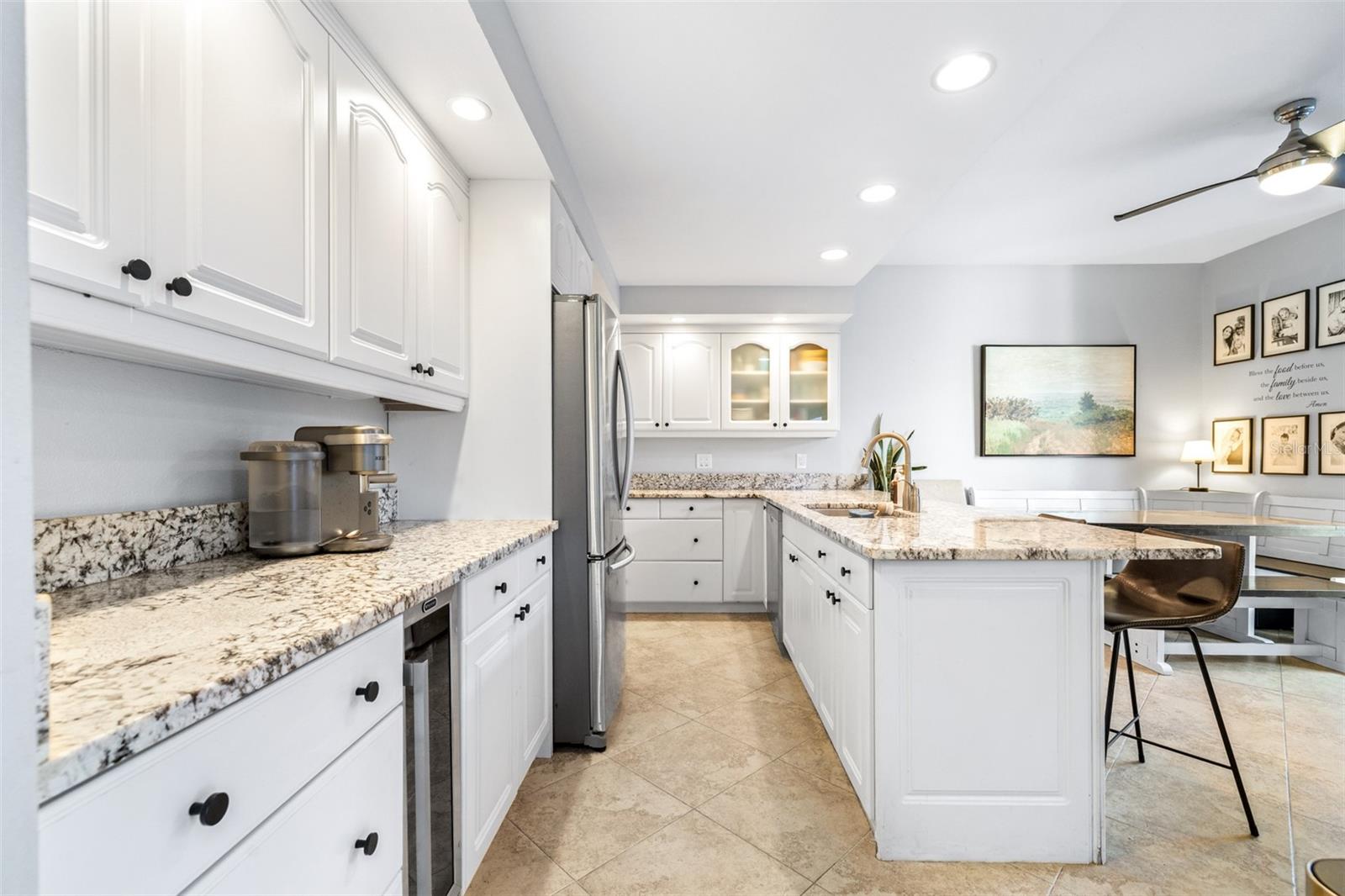 LANDMARK OAKS CONDO - Residential