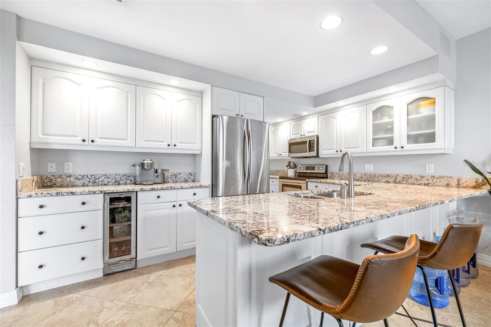 LANDMARK OAKS CONDO - Residential