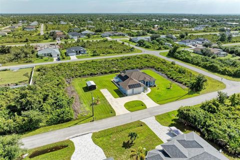 A home in PORT CHARLOTTE