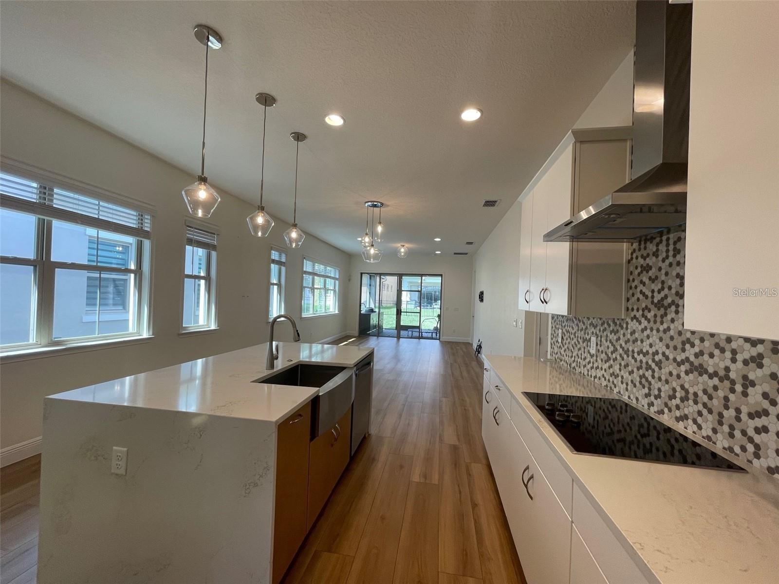 EAGLE CREEK - Residential