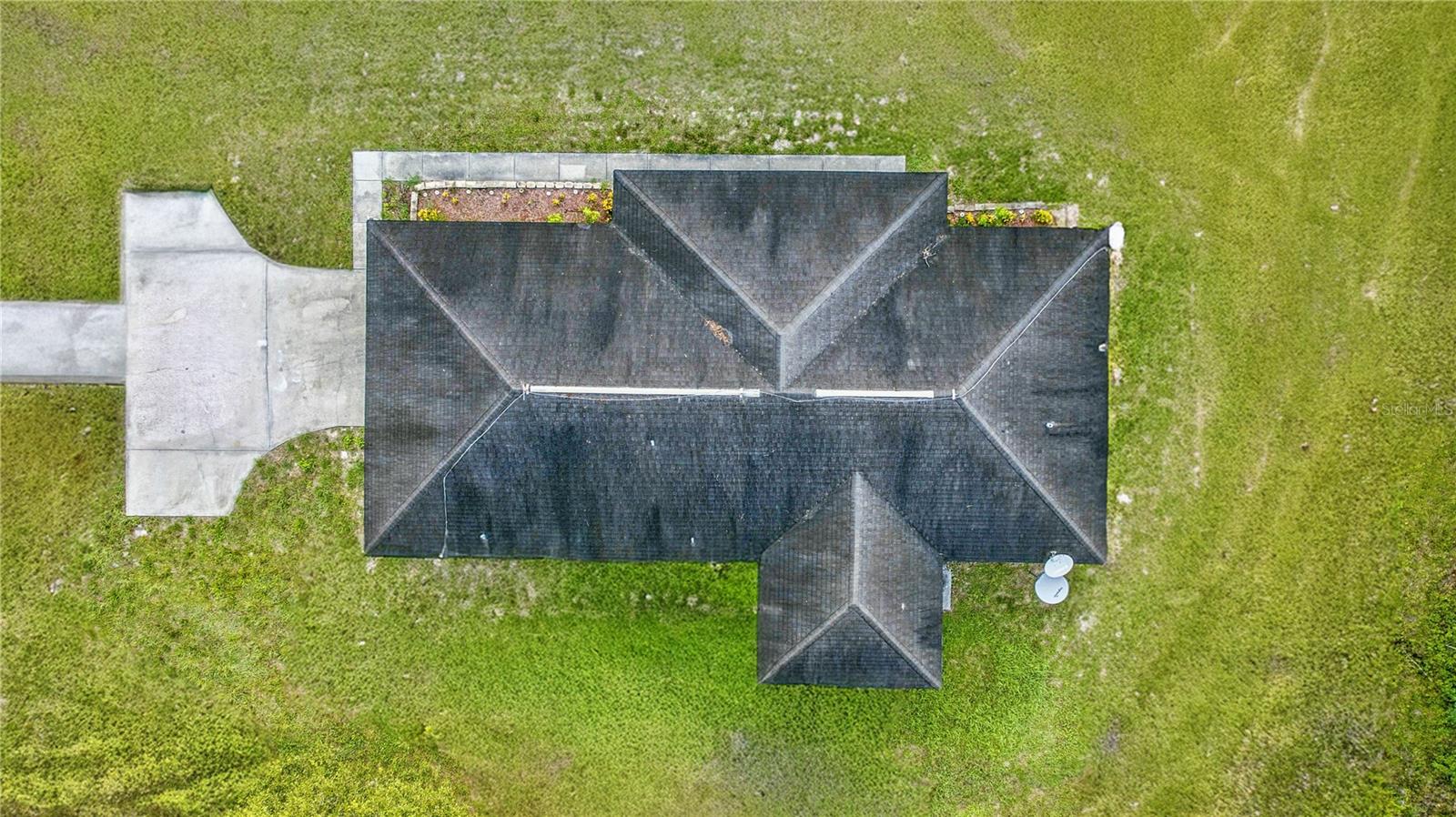 LAKE BRYANT ESTATE - Residential