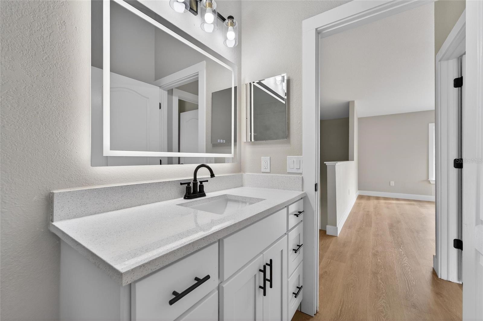 LAKE SHORE RANCH PH I - Residential