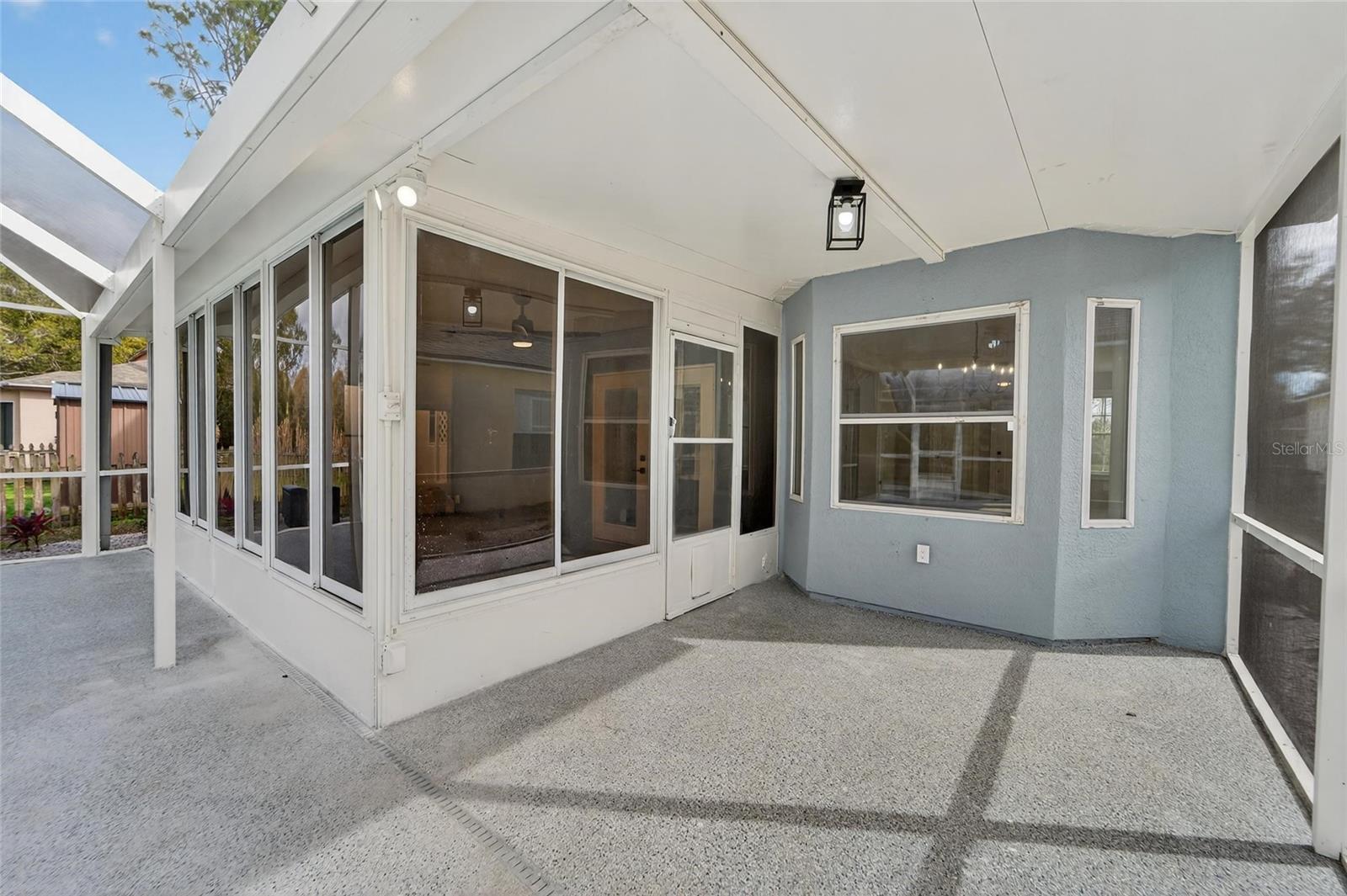 LAKE SHORE RANCH PH I - Residential