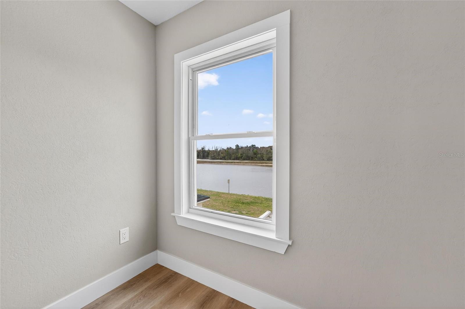 LAKE SHORE RANCH PH I - Residential