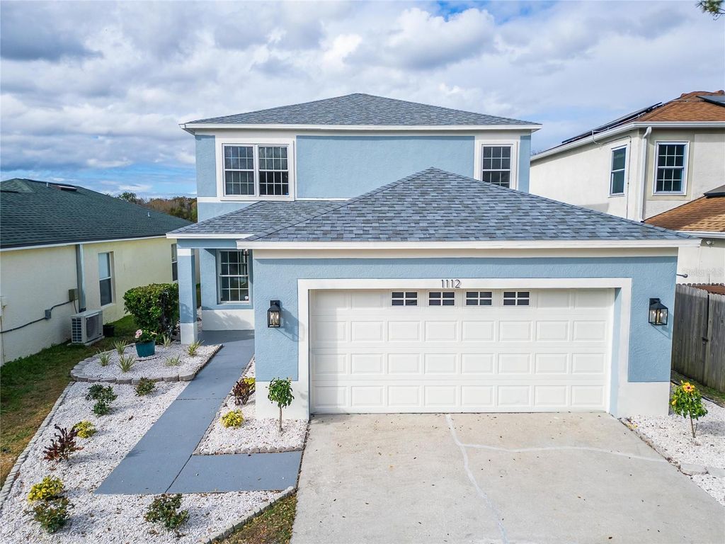 Photo of 1112 Lake Shore Ranch Drive, Seffner, FL 33584 (MLS # TB8483178)