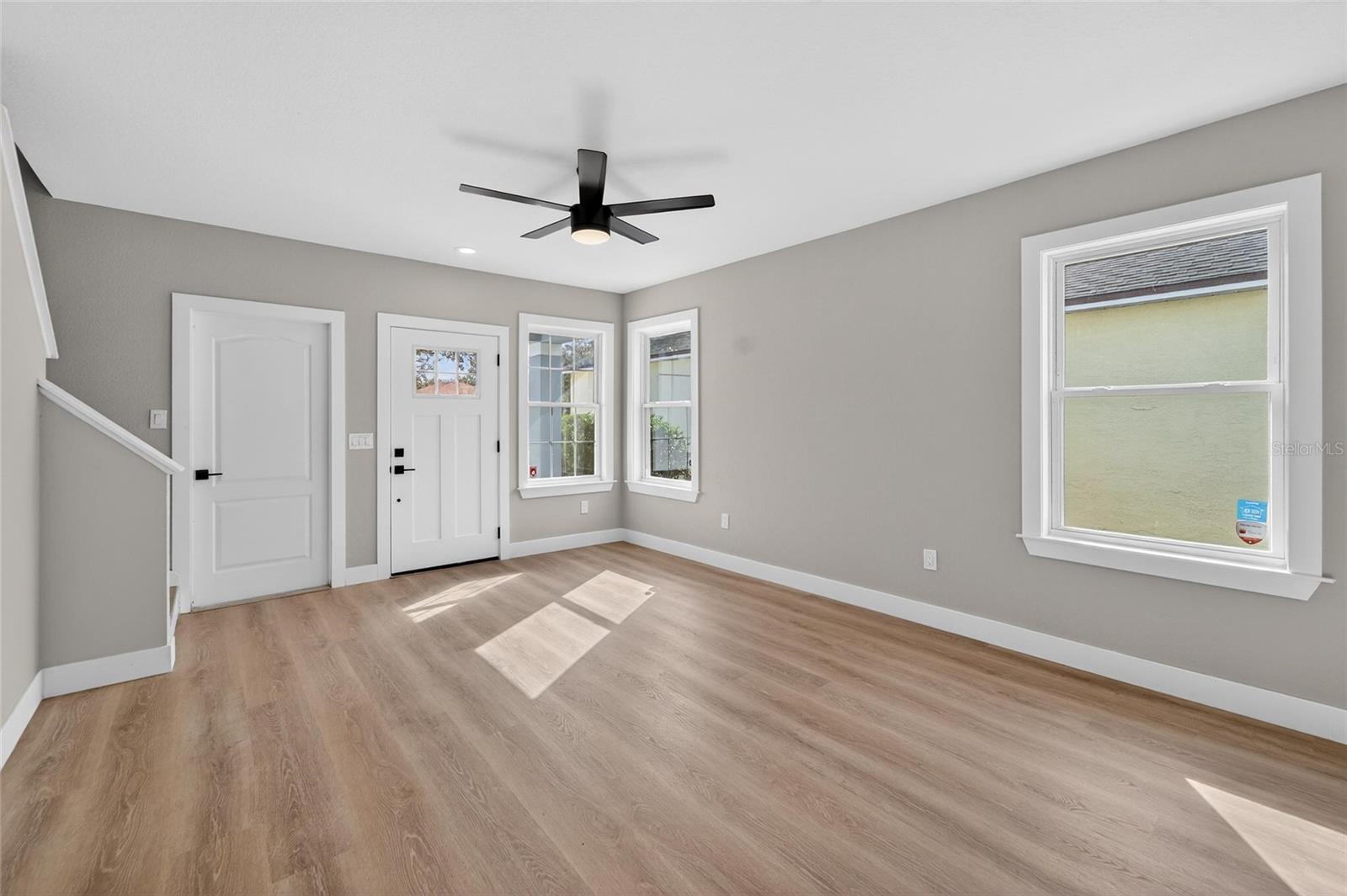 LAKE SHORE RANCH PH I - Residential