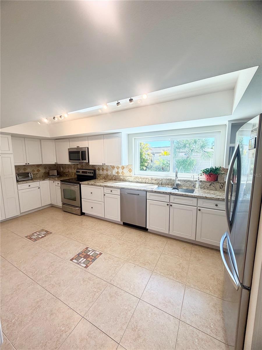 GULF GATE WOODS - Residential