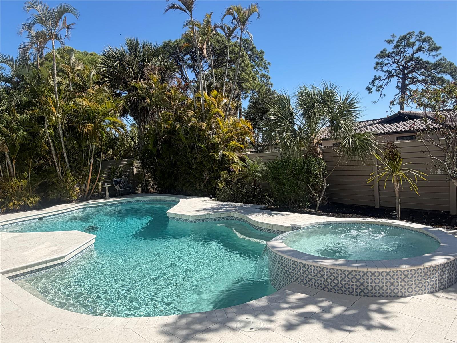 GULF GATE WOODS - Residential