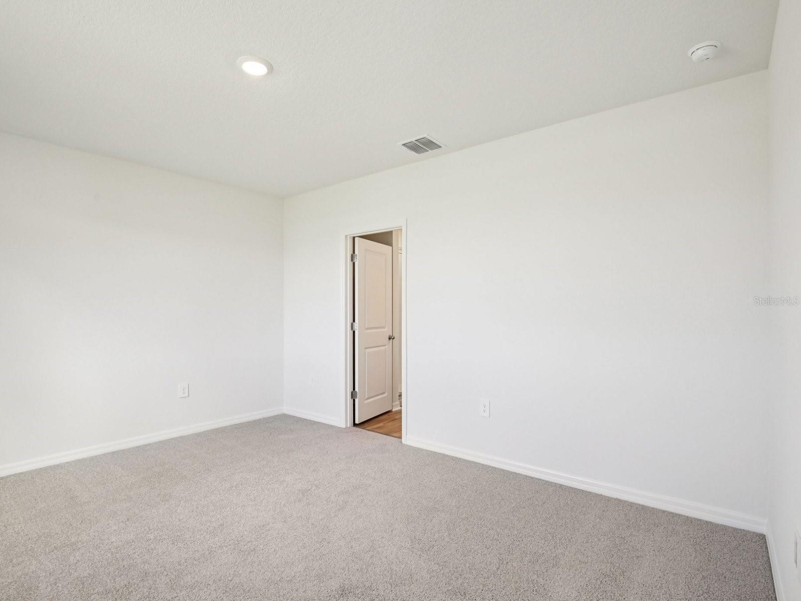 BENTON HILLS - Residential