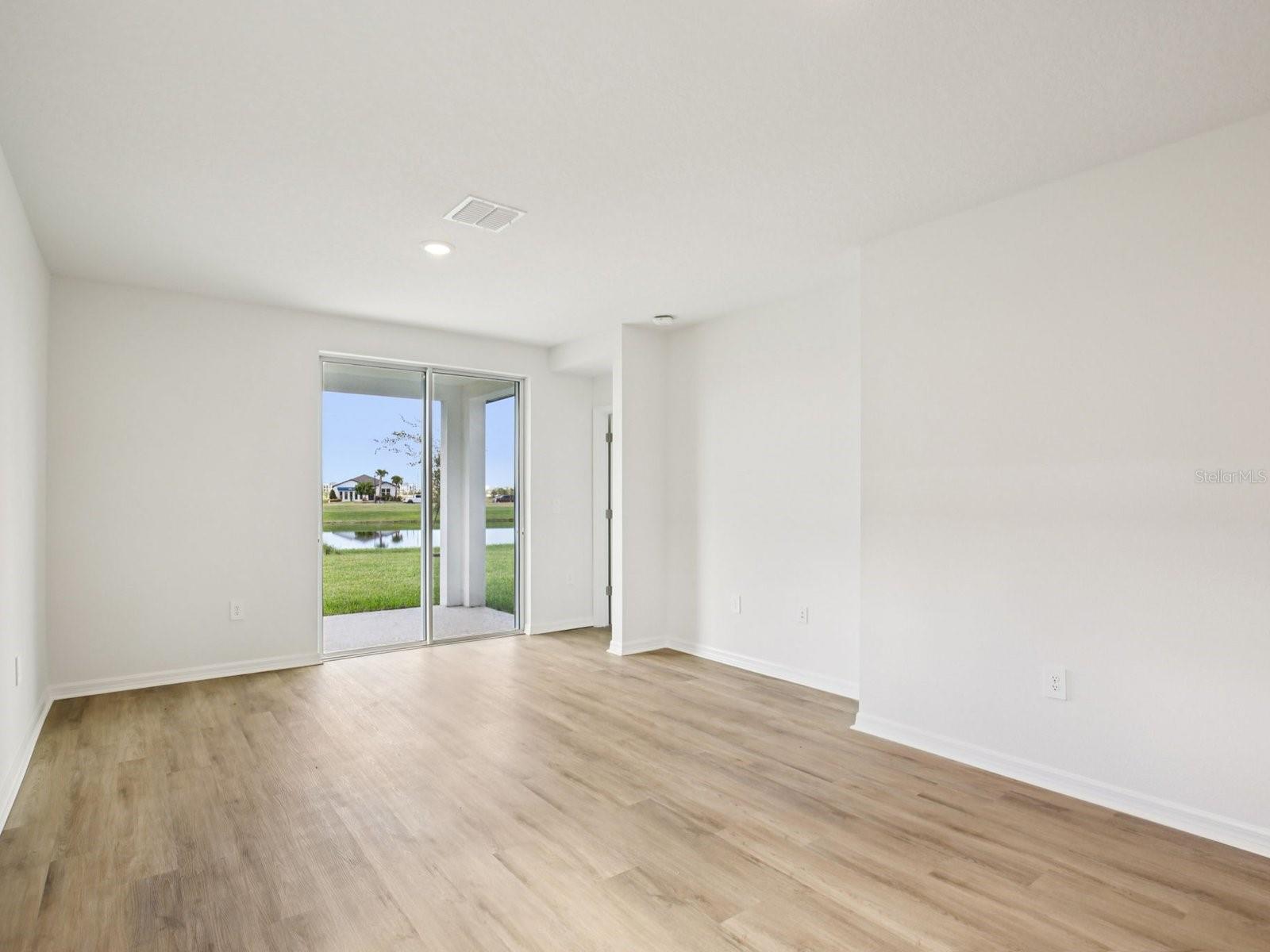 BENTON HILLS - Residential