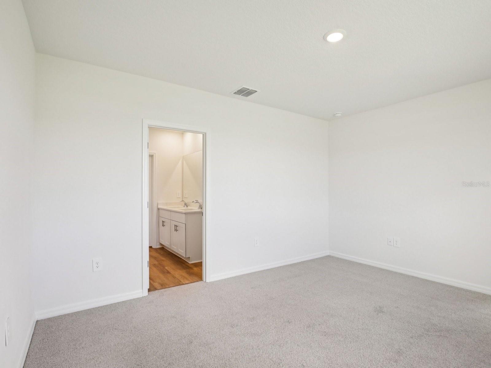 BENTON HILLS - Residential