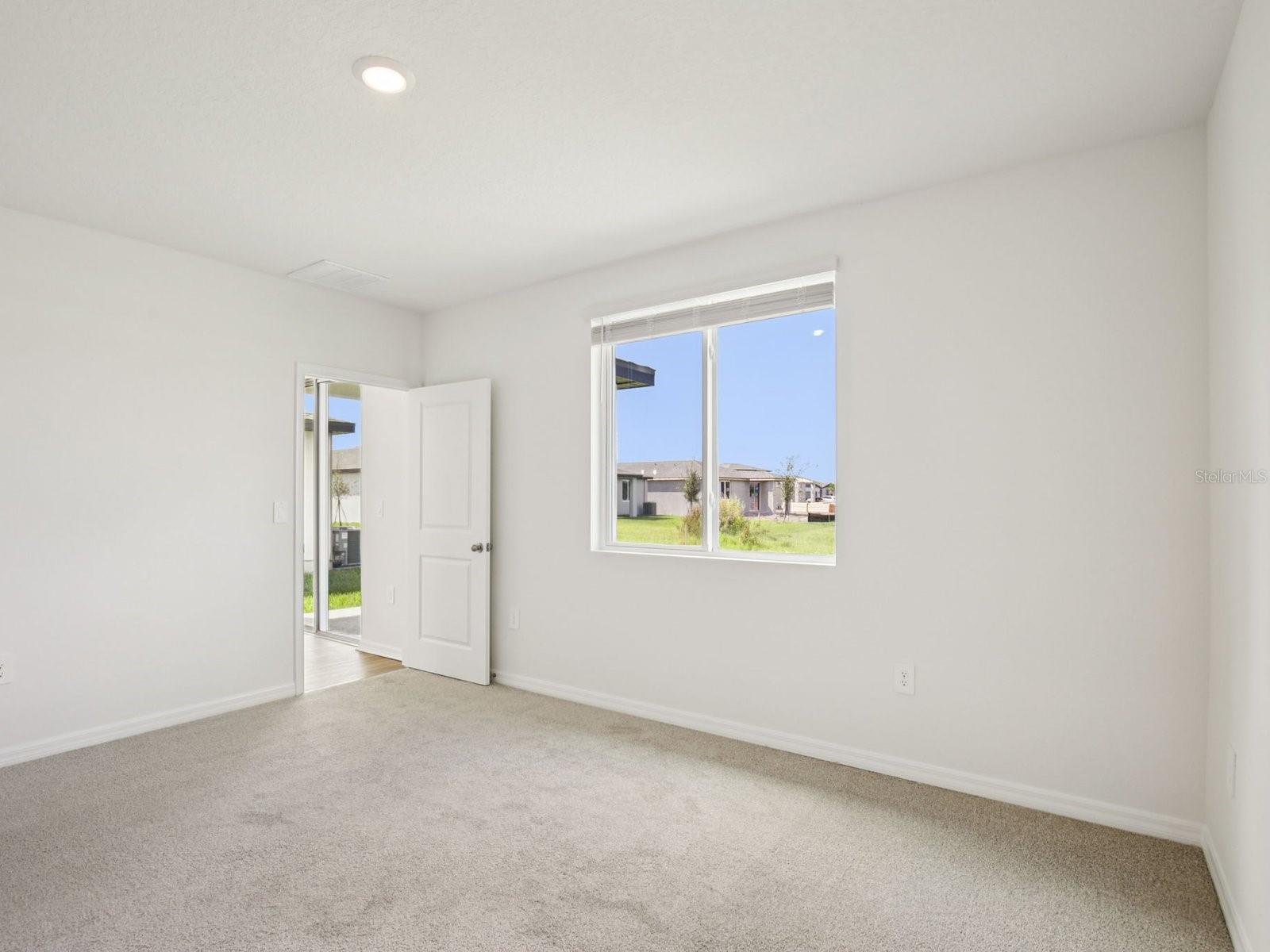 BENTON HILLS - Residential