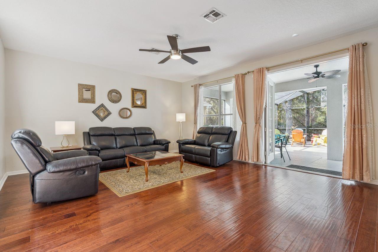 KENMURE - Residential