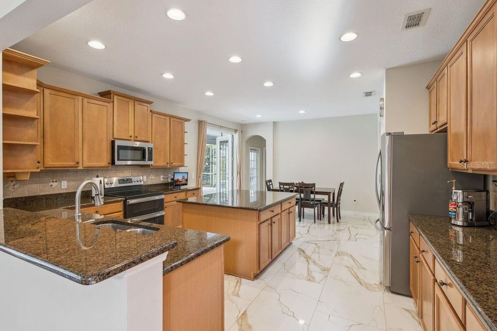 Photo of 7408 Winding Lake Circle, Oviedo, FL 32765 (MLS # O6388206)