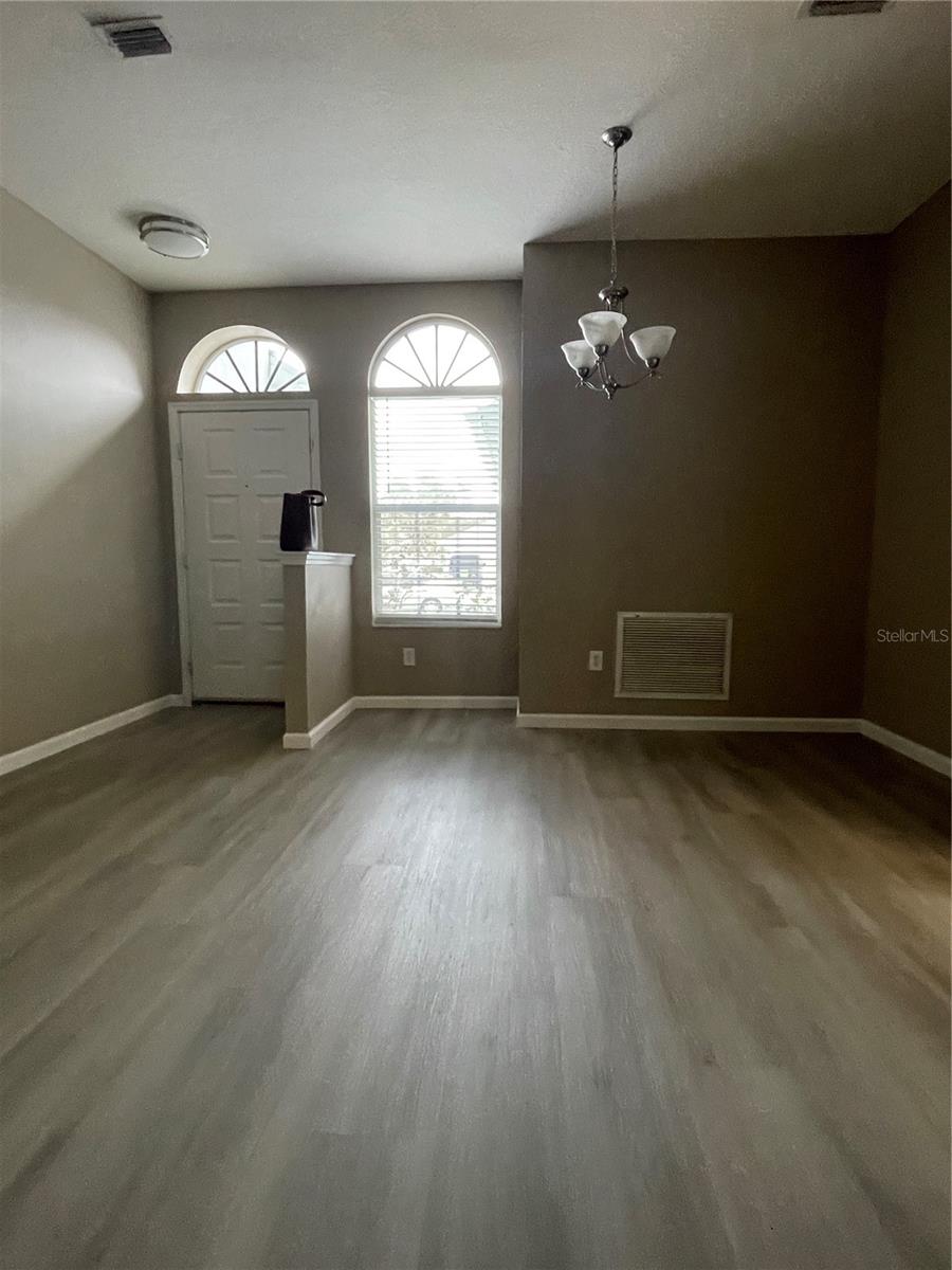 GRAND OAKS PH 2 UN 1 & 2 - Residential Lease