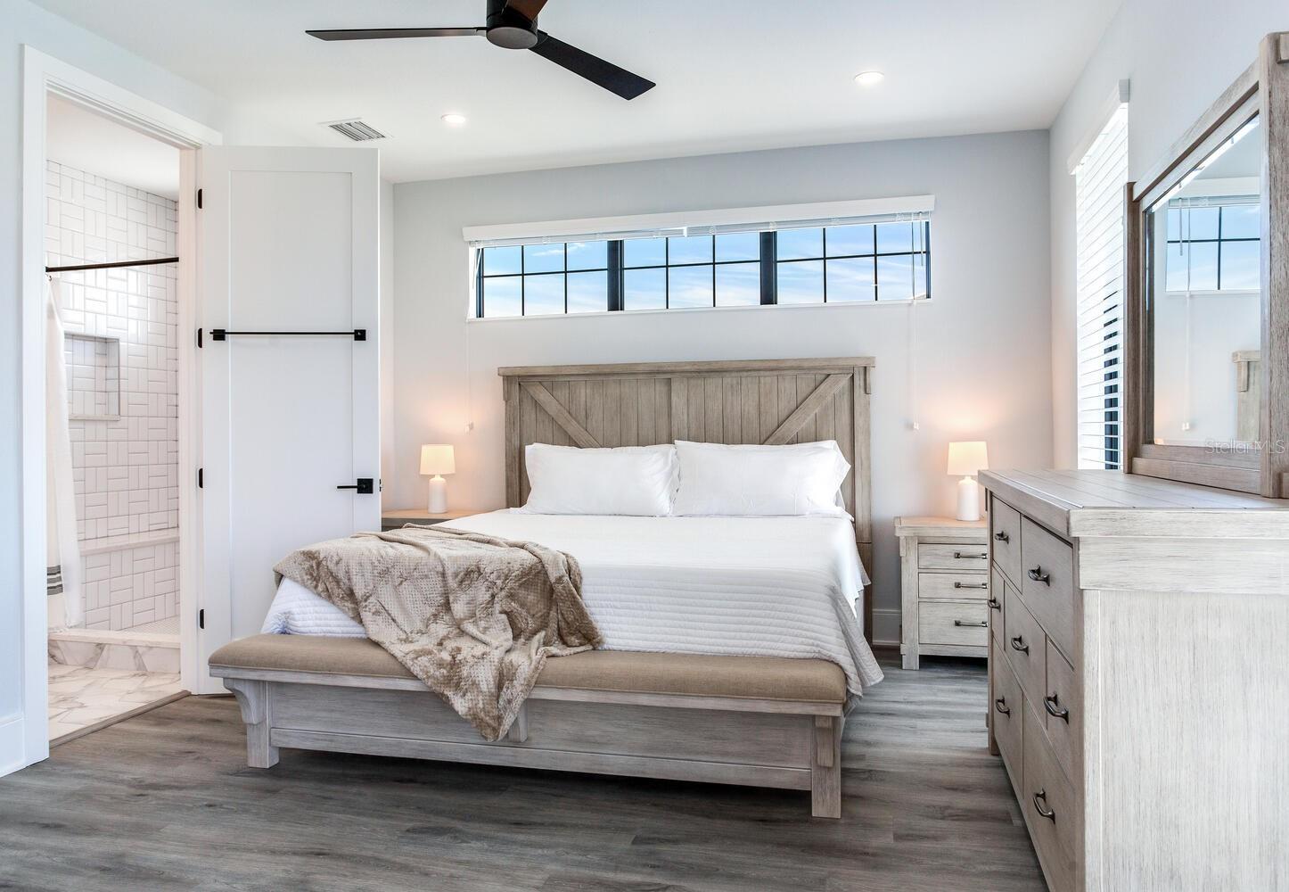 GAY SHORES - Residential Lease