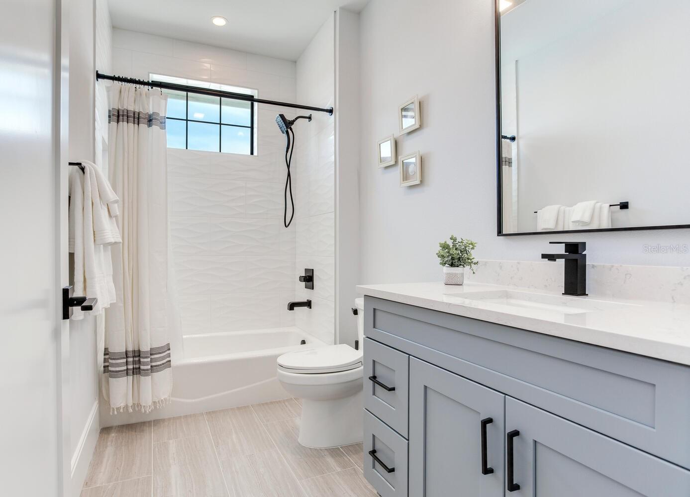 GAY SHORES - Residential Lease