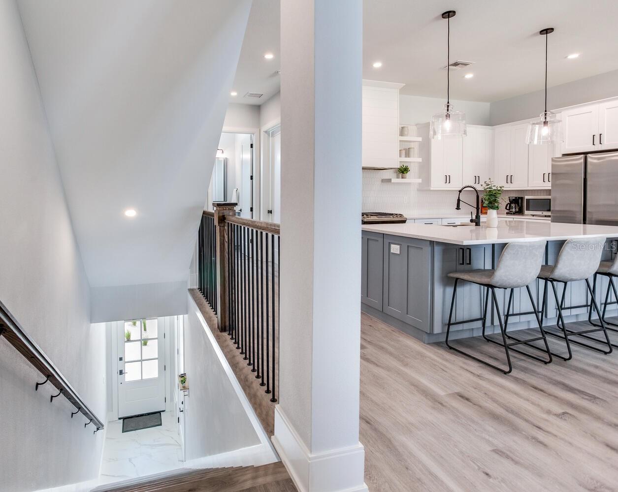 GAY SHORES - Residential Lease