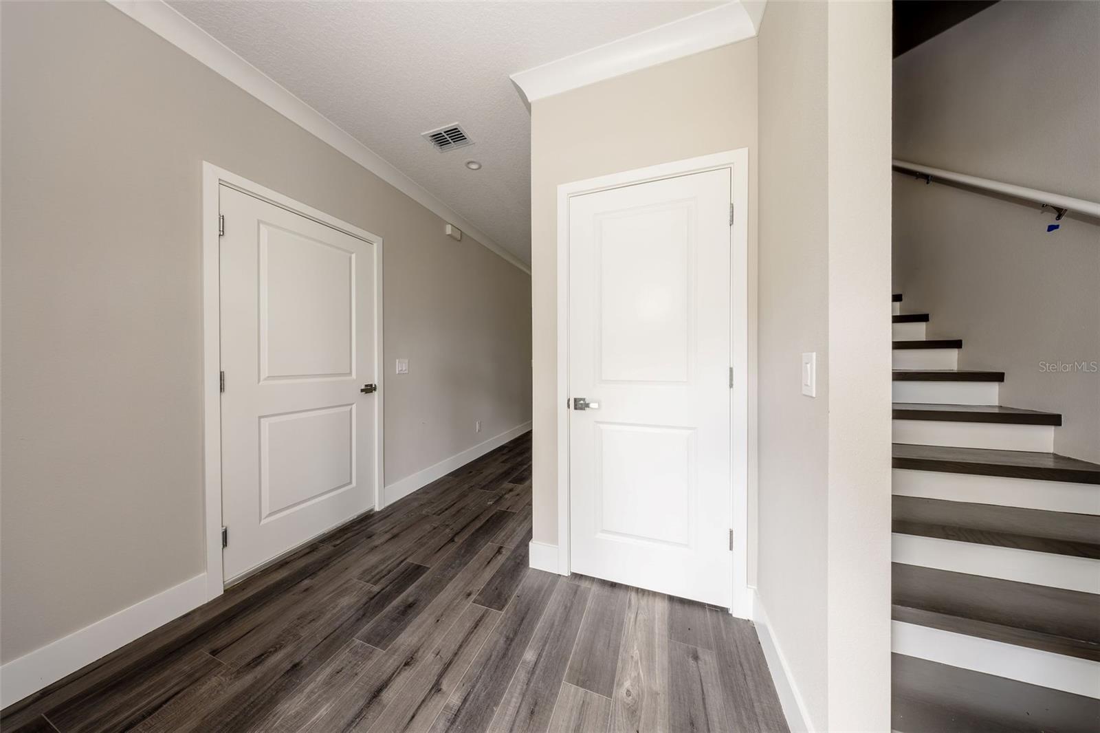 LAND LAKES UN 02 - Residential