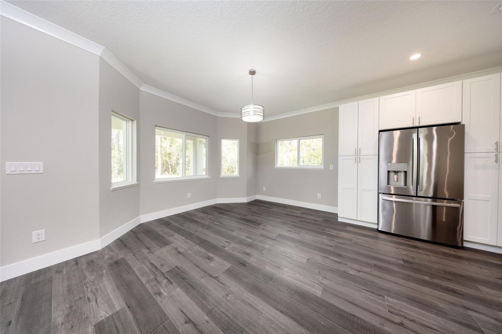 LAND LAKES UN 02 - Residential