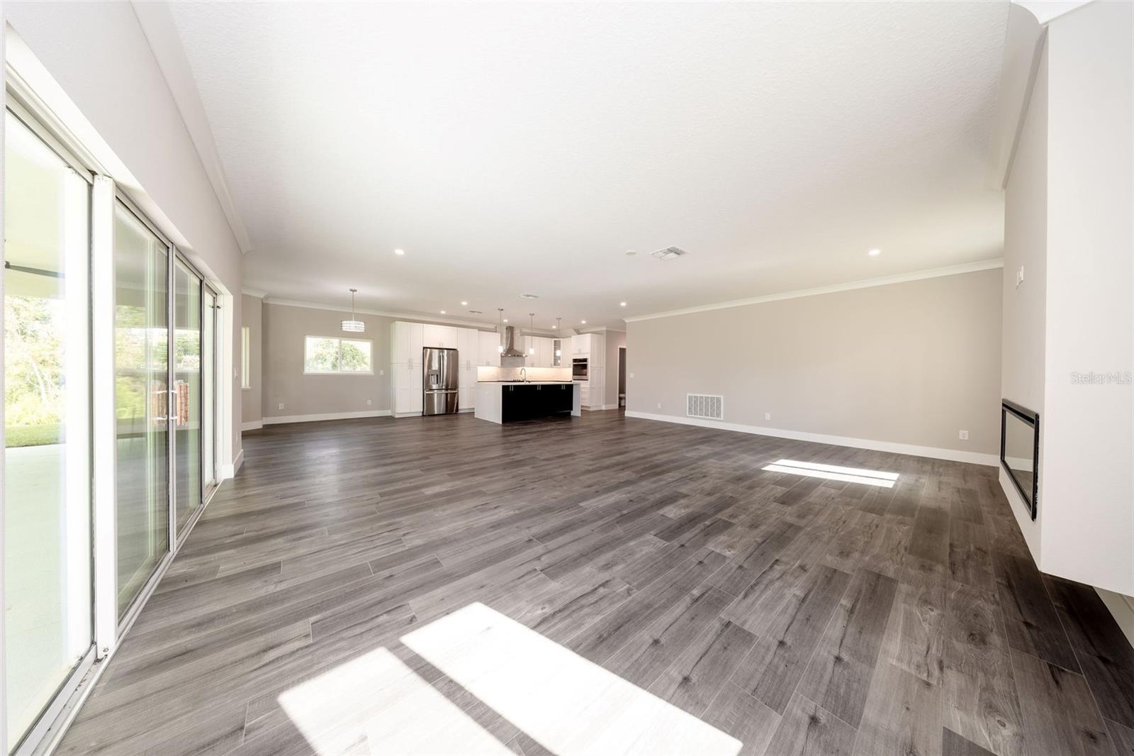 LAND LAKES UN 02 - Residential