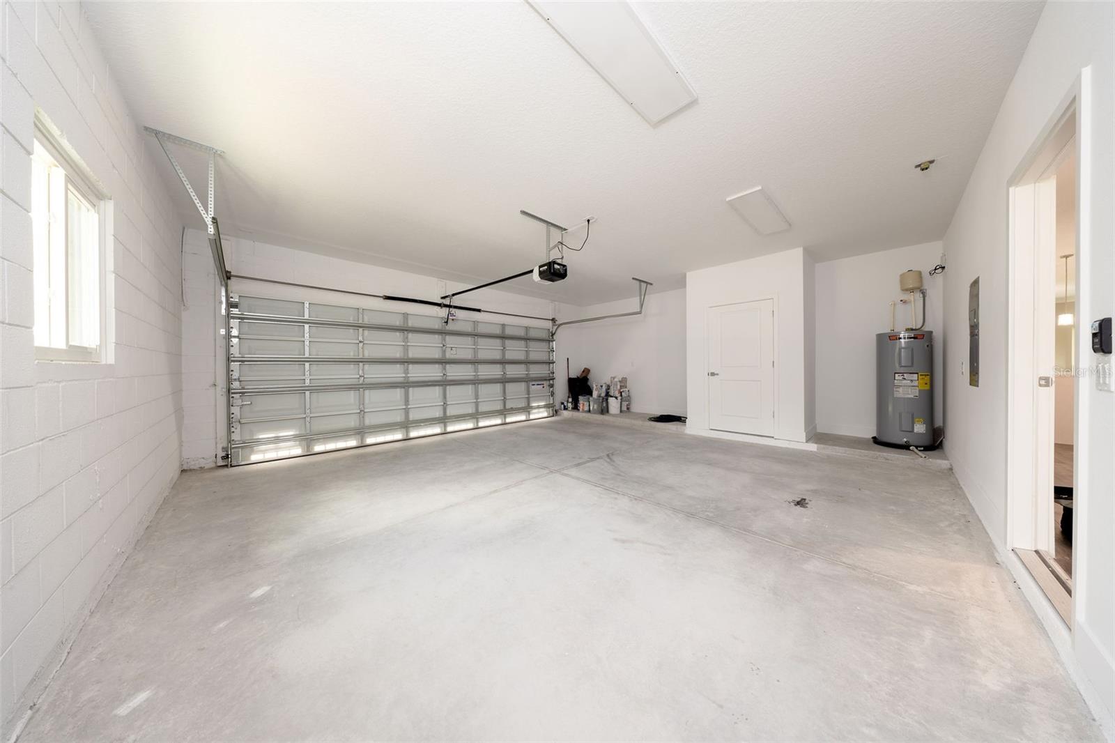 LAND LAKES UN 02 - Residential