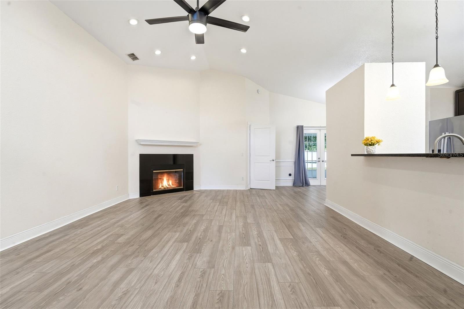 1238 COURTLAND BOULEVARD