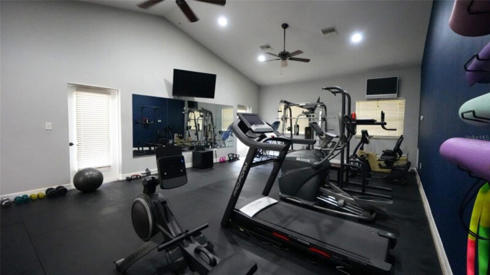 SWEETWATER CLUB UNIT 1B - Residential