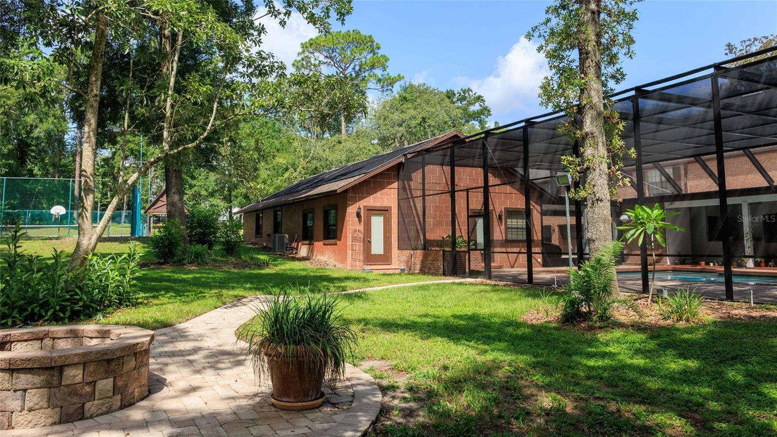 SWEETWATER CLUB UNIT 1B - Residential