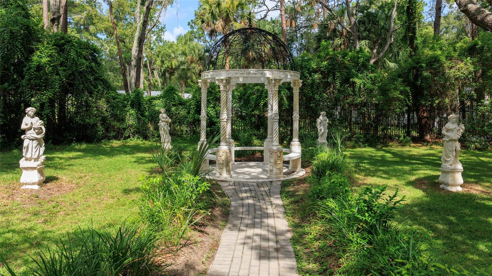 SWEETWATER CLUB UNIT 1B - Residential