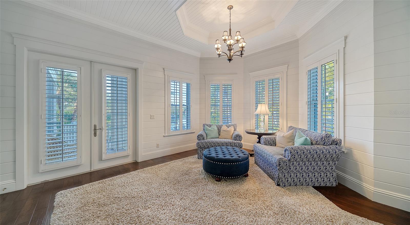 HIDDEN HARBOR - Residential