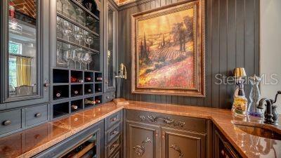 HIDDEN HARBOR - Residential