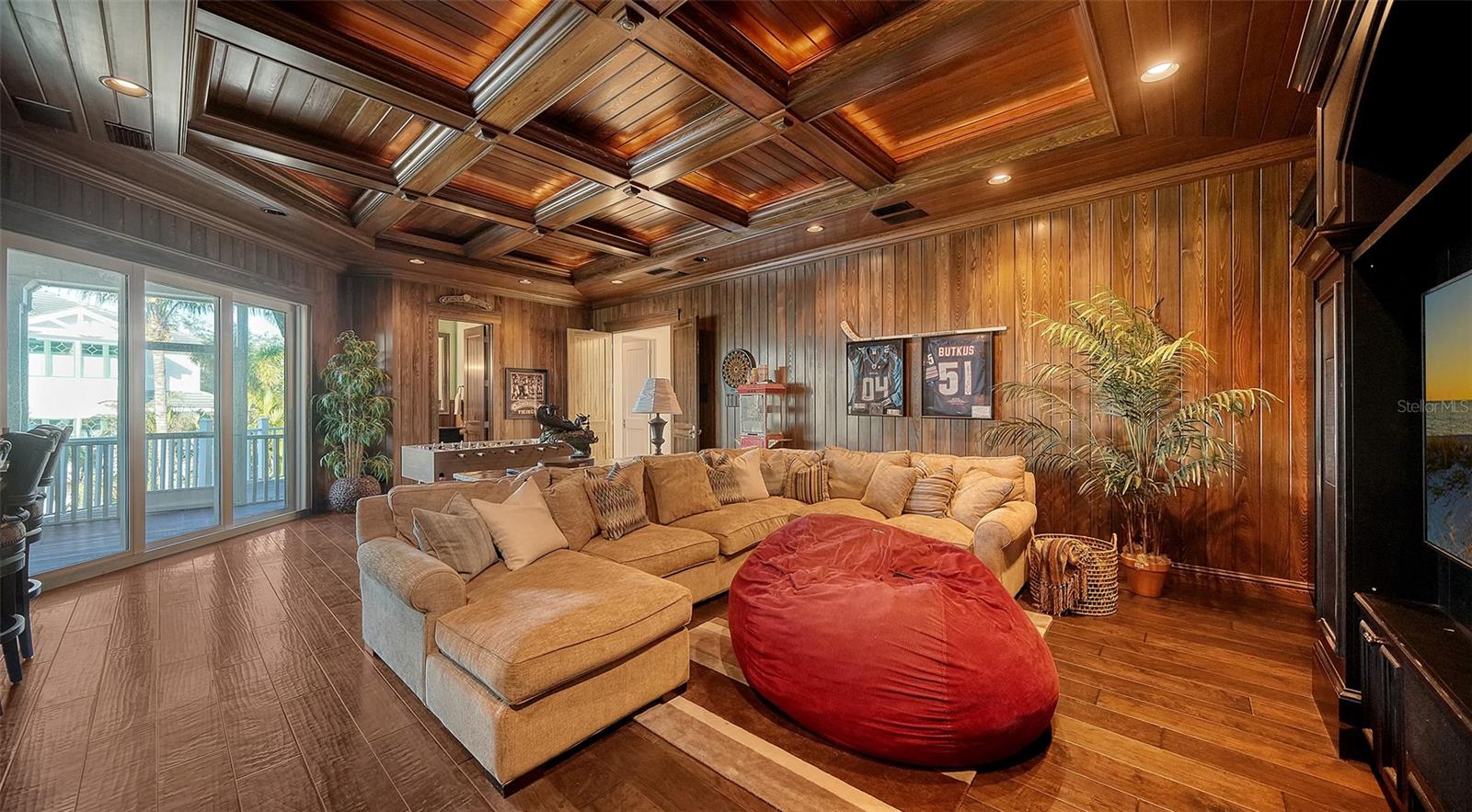 HIDDEN HARBOR - Residential