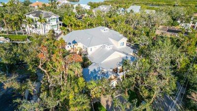 HIDDEN HARBOR - Residential