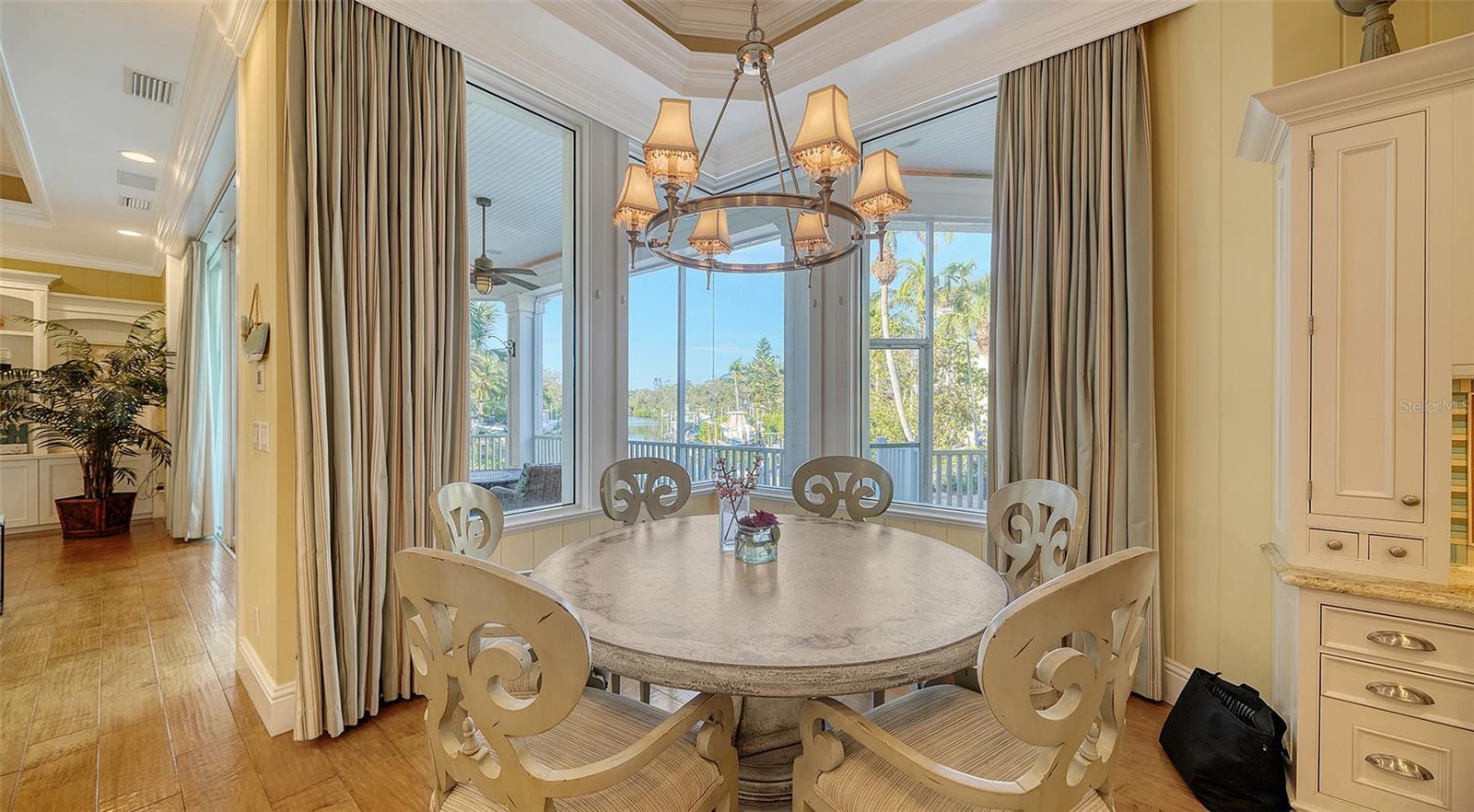 HIDDEN HARBOR - Residential