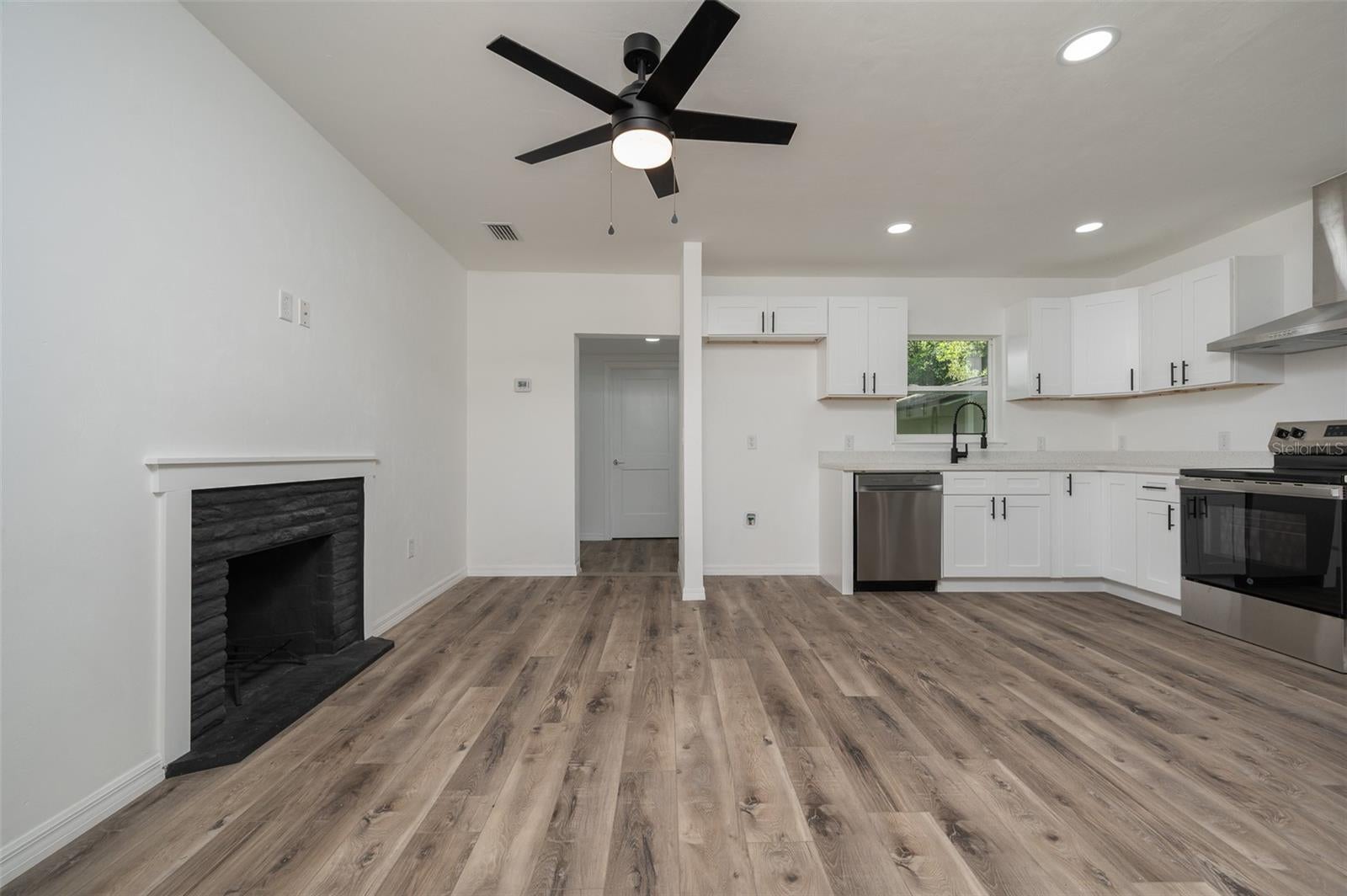 1935 NW 33RD AVENUE