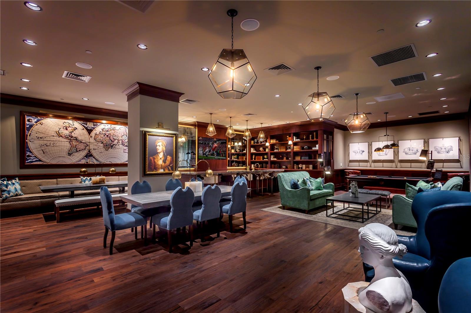 BAHIA PLAZA - Residential