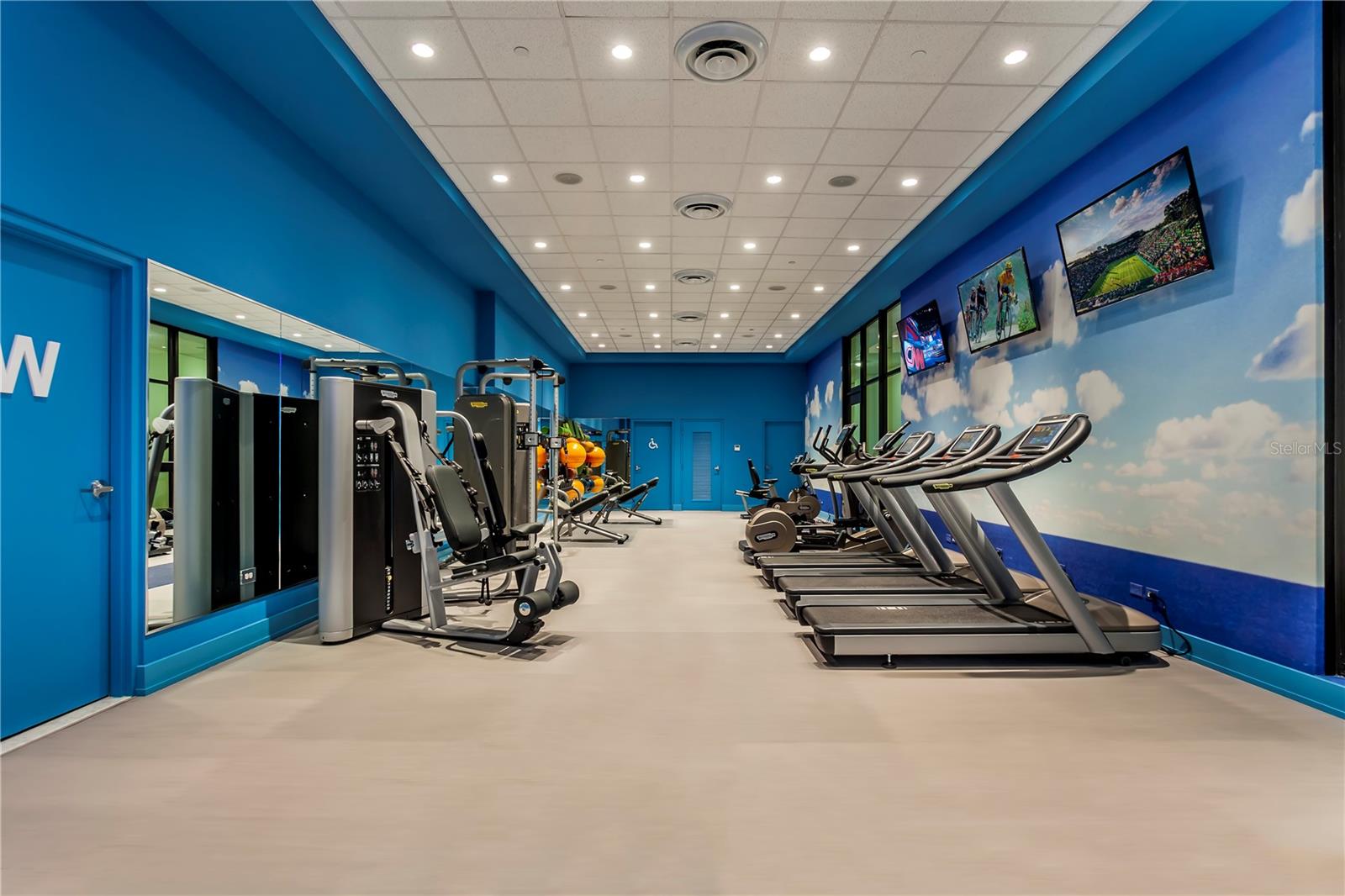 BAHIA PLAZA - Residential