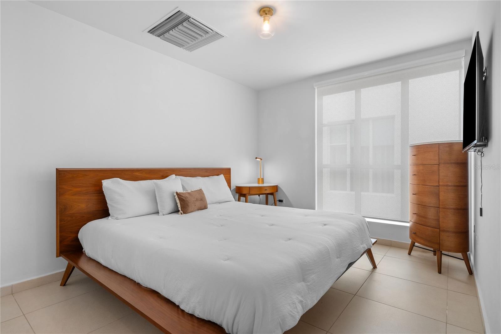 BAHIA PLAZA - Residential