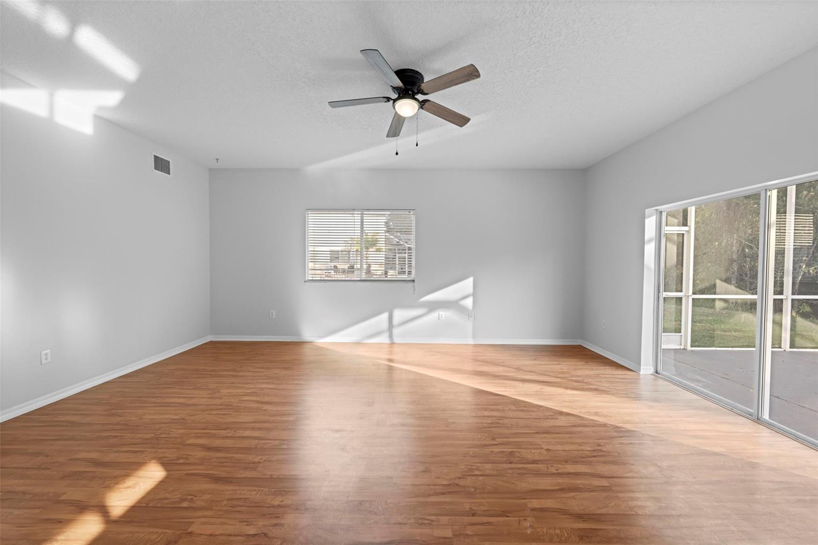 GRAND OAKS PH 02 UNITS 06 & 08 - Residential