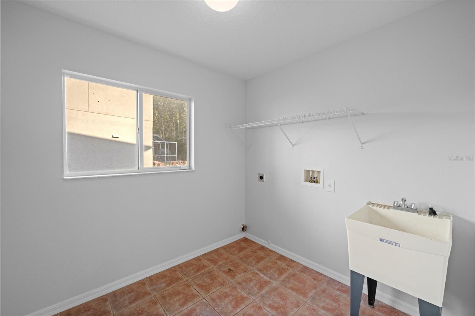 GRAND OAKS PH 02 UNITS 06 & 08 - Residential