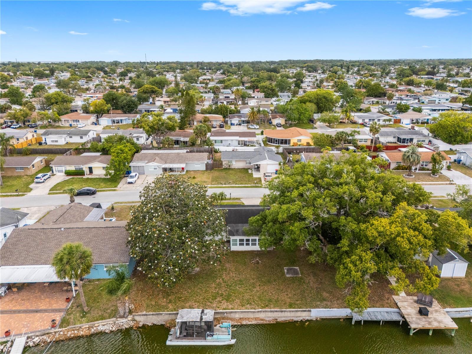 TAHITIAN DEV SUB - Residential