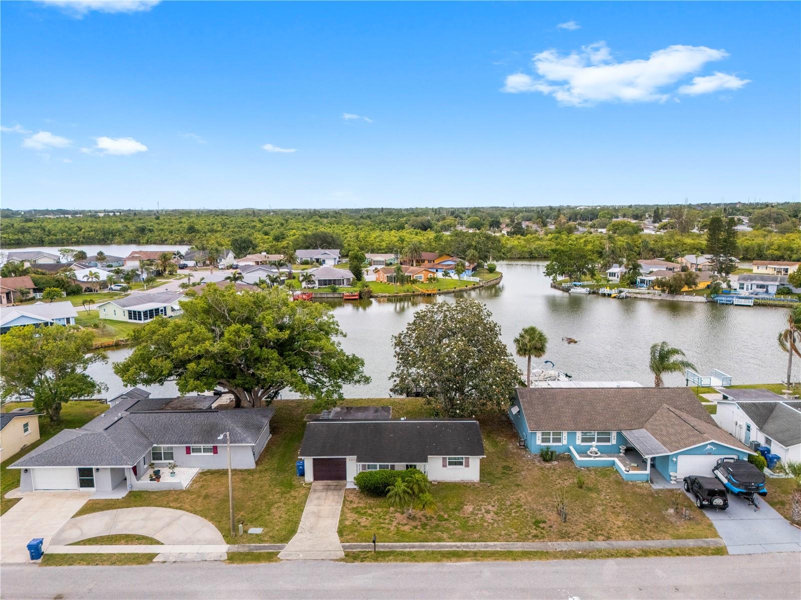 TAHITIAN DEV SUB - Residential