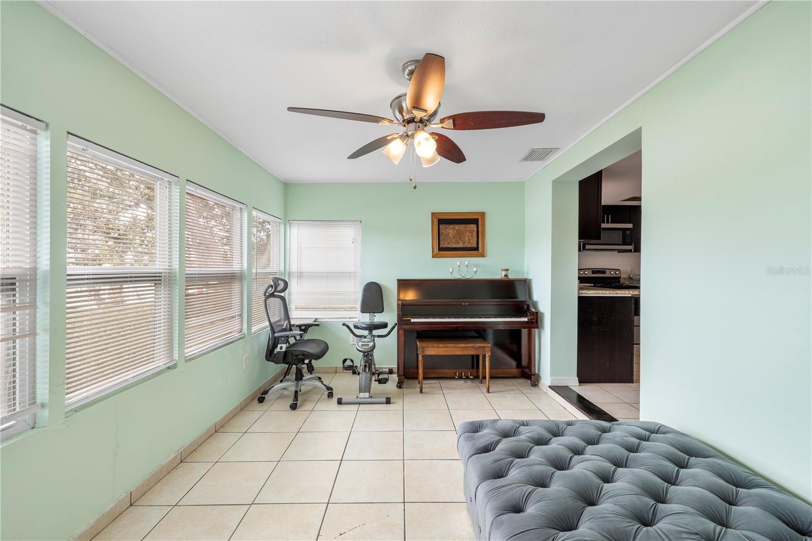 TAHITIAN DEV SUB - Residential