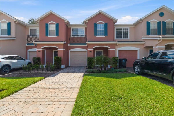 933 PINE POINTE LN, ORLANDO, FL 32828 - Image 4a9348cd8e238d93f9f7cbc88014f05e/625103573